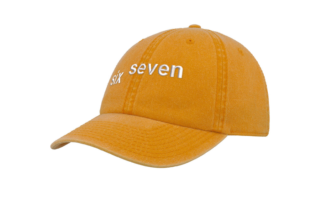 Şapcă SIX SEVEN